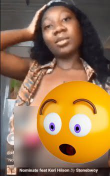 Lady shows her "Tatale" br£ast to Stonebwoy for $1000