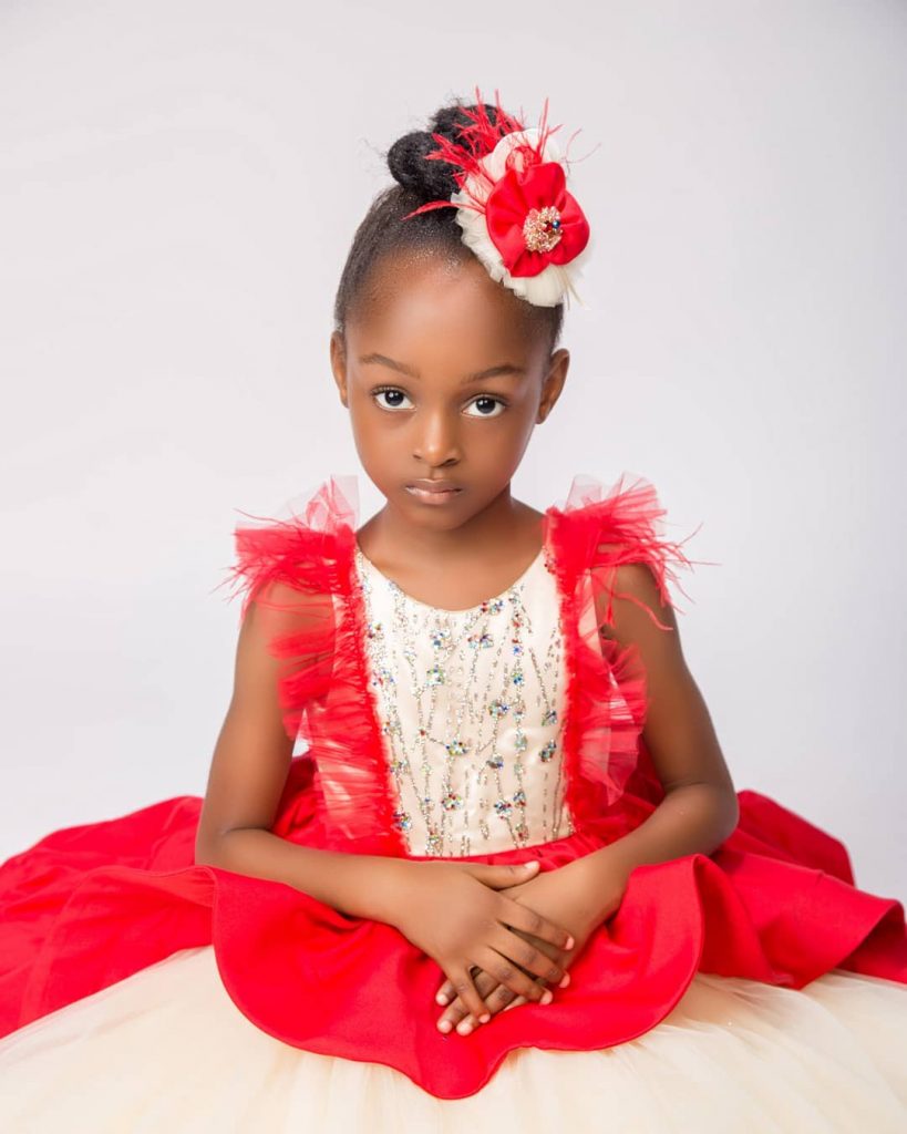 Meet 7-year-old Nigerian Girl Who Is Said To Be The Worlds Most ...