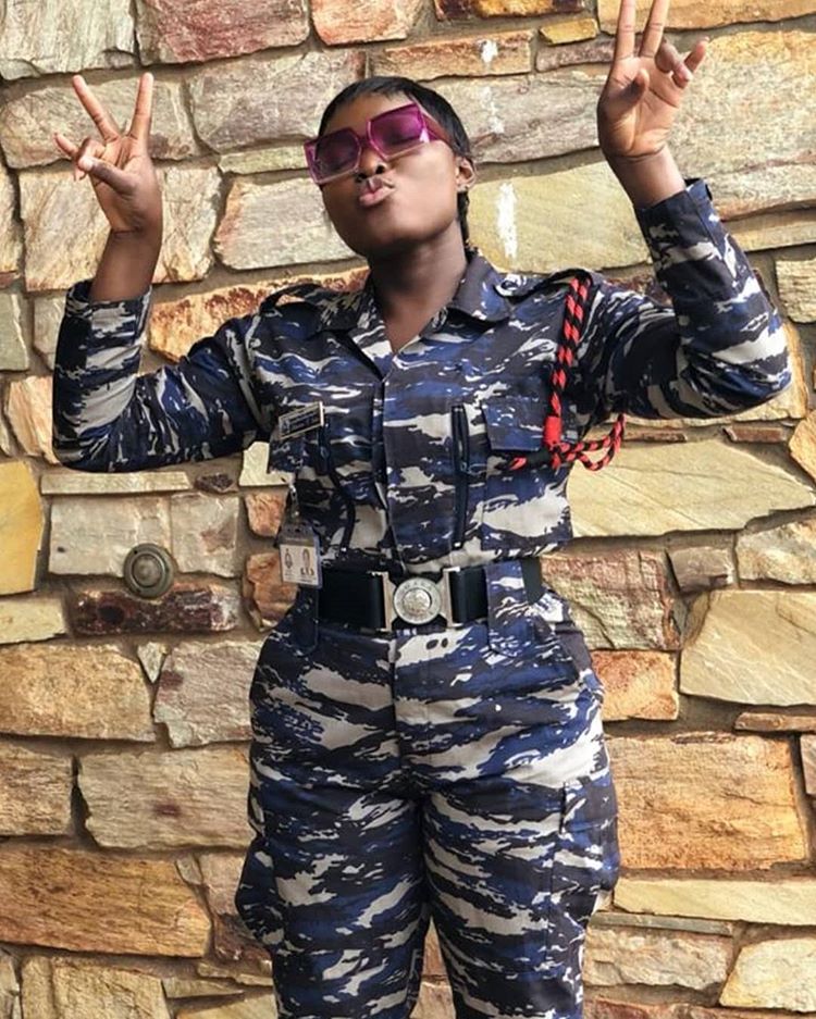 20 pictures of Hot Ghana Police Ladies Trending online (photos)