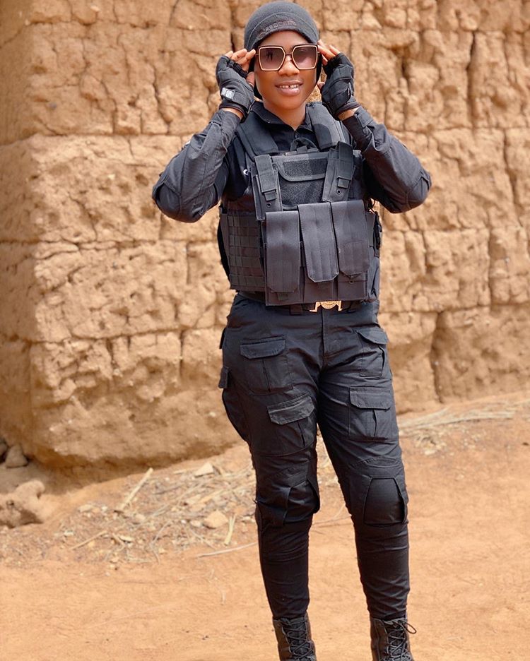20 pictures of Hot Ghana Police Ladies Trending online (photos)