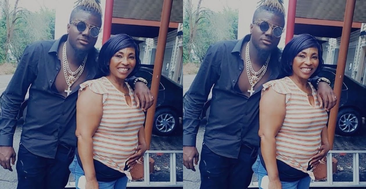 Kyeiwaa spotted chilling with Pope Skinny after her wedding