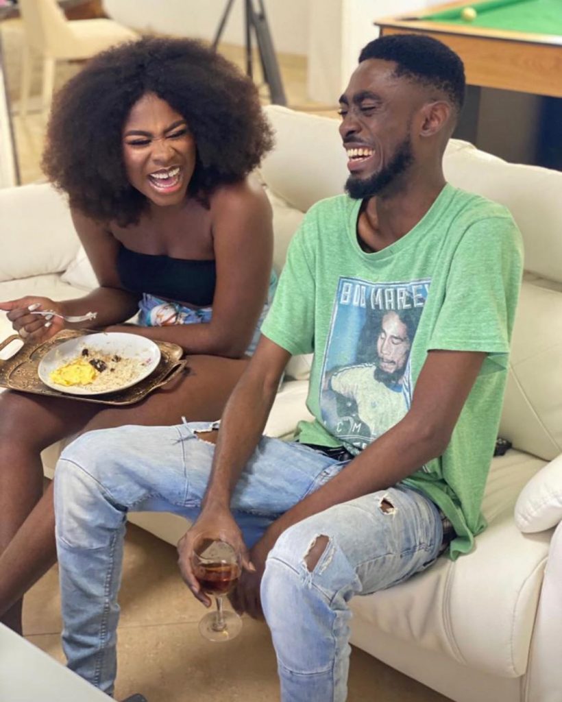 Yaa Jackson is fine now, spotted chilling with her brother - Photos
