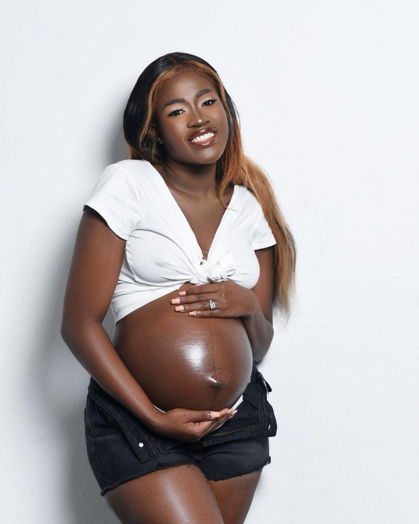 Fella Makafui pregnant