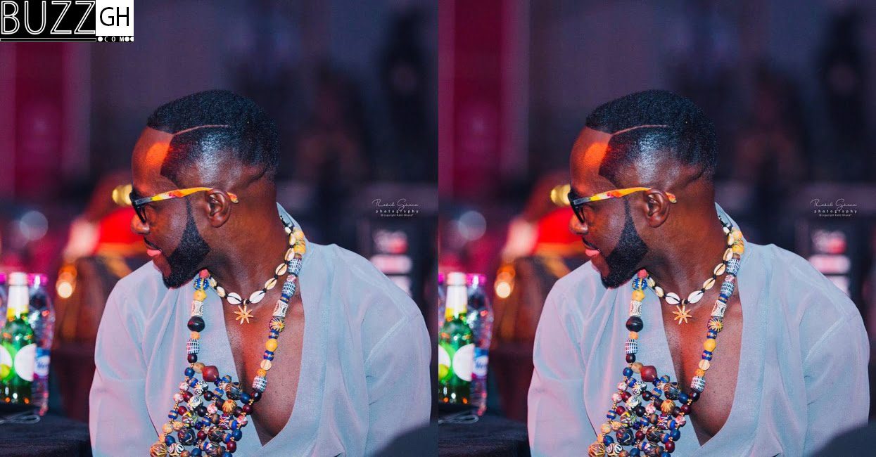 Are You Ambassador For Yomo? – Okyeame Kwame Trolled on social media Over Dyed Hair