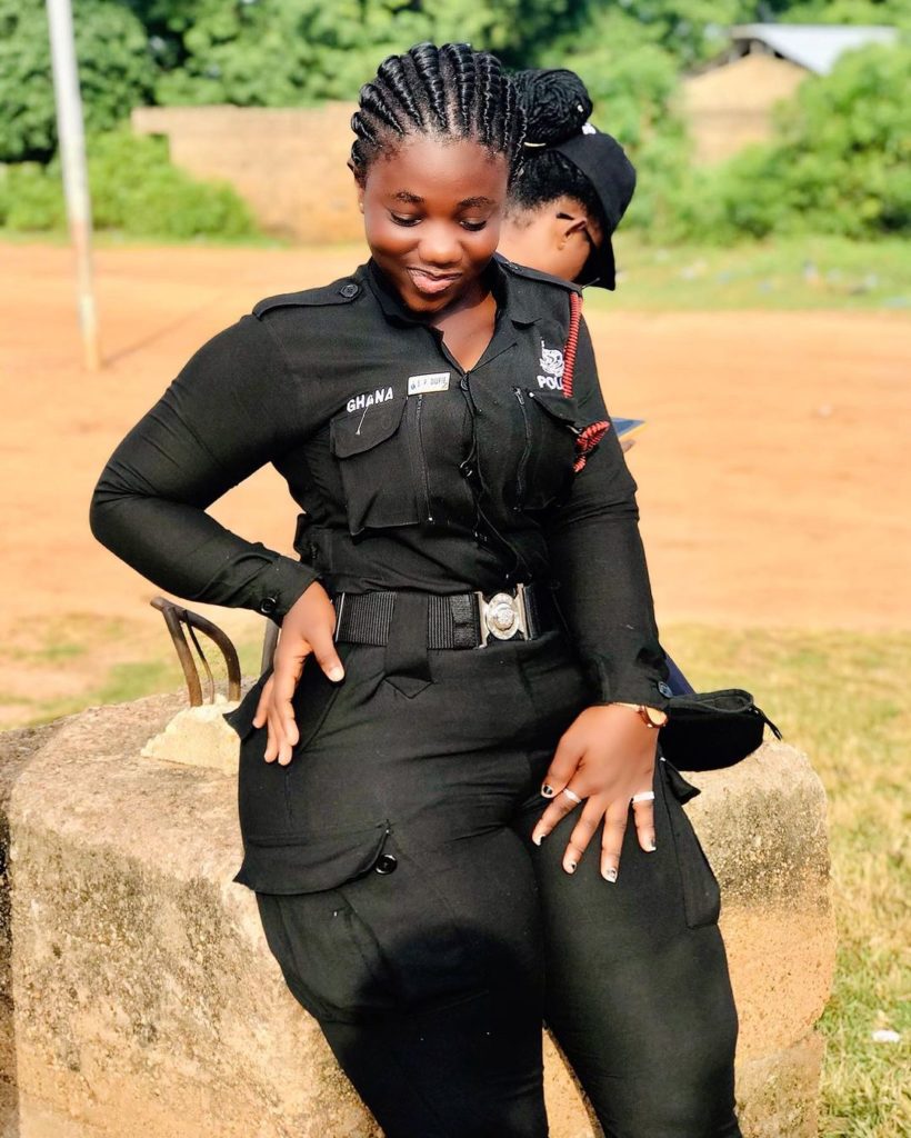 Meet Ama Serwaa the hottest Policewoman in Ghana (photos)