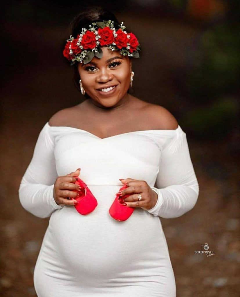 Dancehall singer Kaakie welcomes a beautiful baby girl - Photos