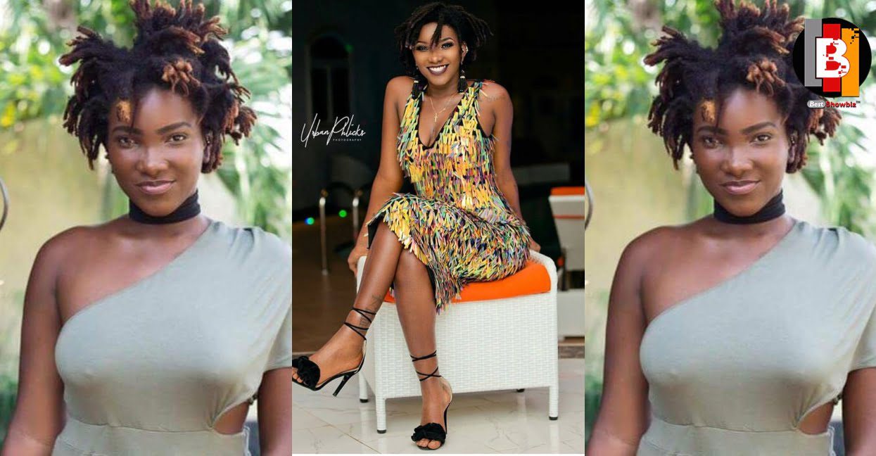 10 Extremely Beautiful Photos of The Late Ebony Reigns That Will Make You Miss Her