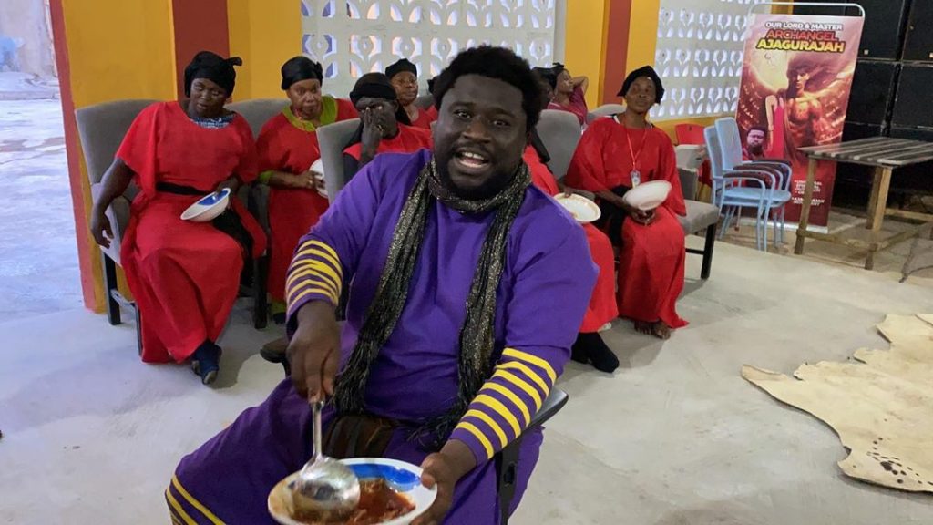 Bishop Ajagurajah Serves Fufu & Light Soup During Communion Service - Video