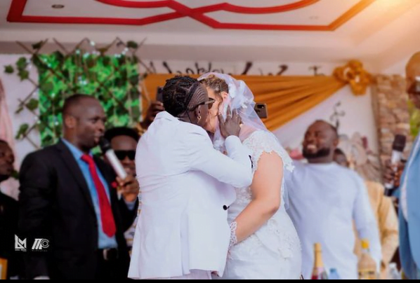 Patapaa finally reveals why he married Obroni instead of Ghanaian - Video
