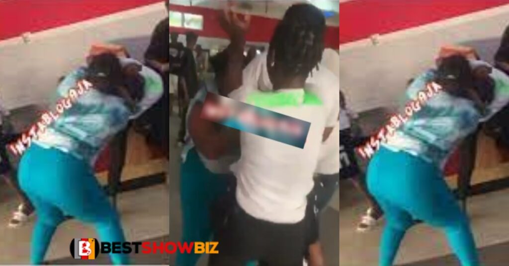 Wife fights husband's side chick at a restaurant - Watch video