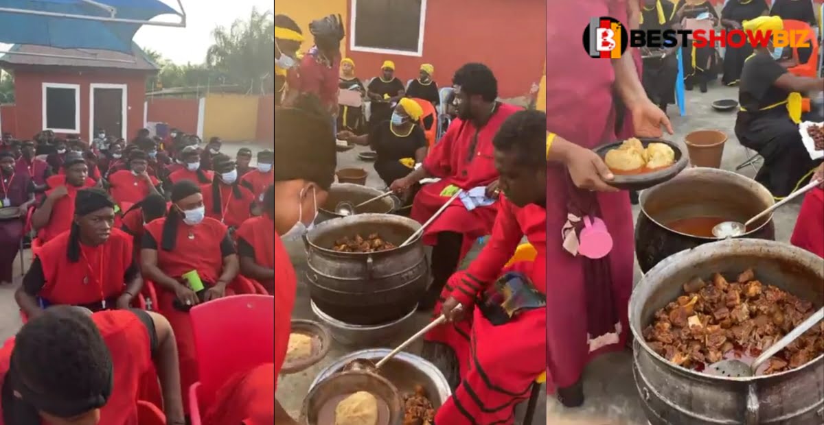 This shows the end time: Netizens says after Ajagurajah served fufu as communion in his church