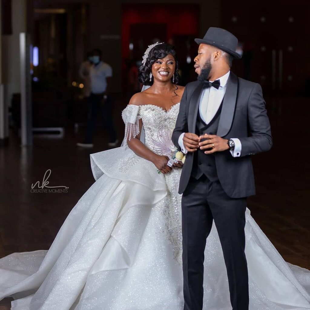 Official wedding photos of Kalybos and Ahoufe Patri surfaces online, they are really married.