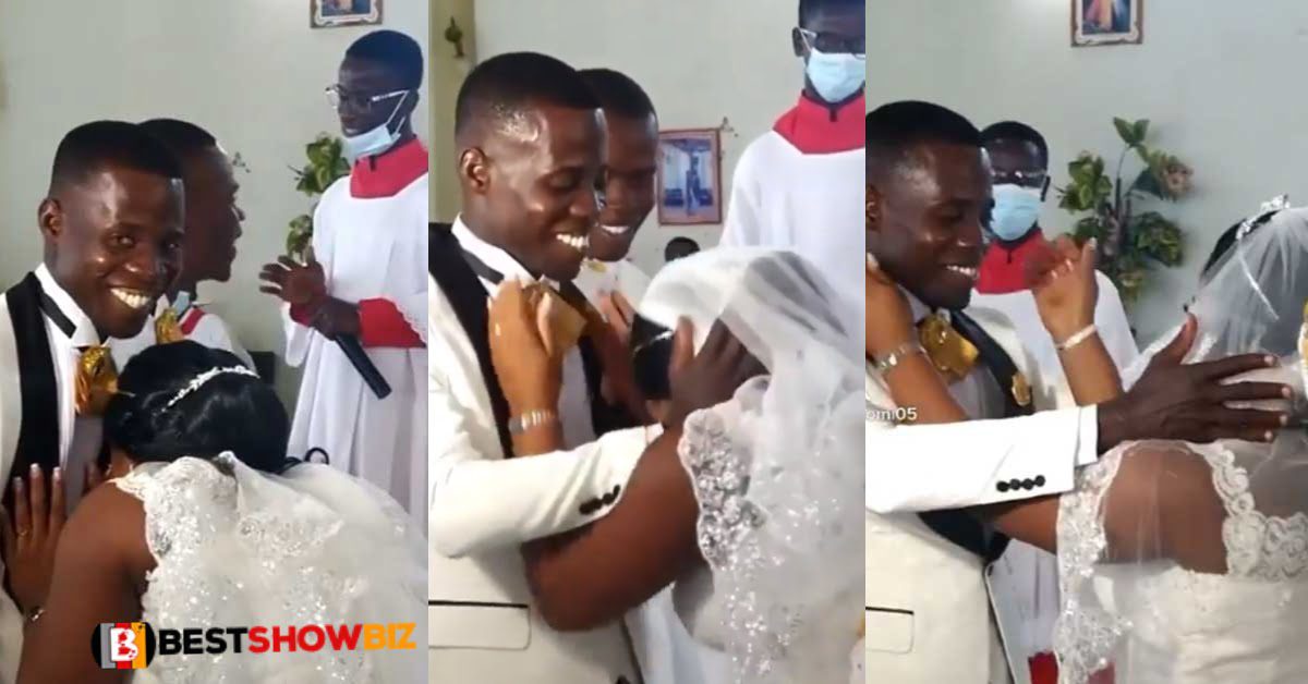 Another Yawa as bride refuses to kiss husband at their wedding - Video