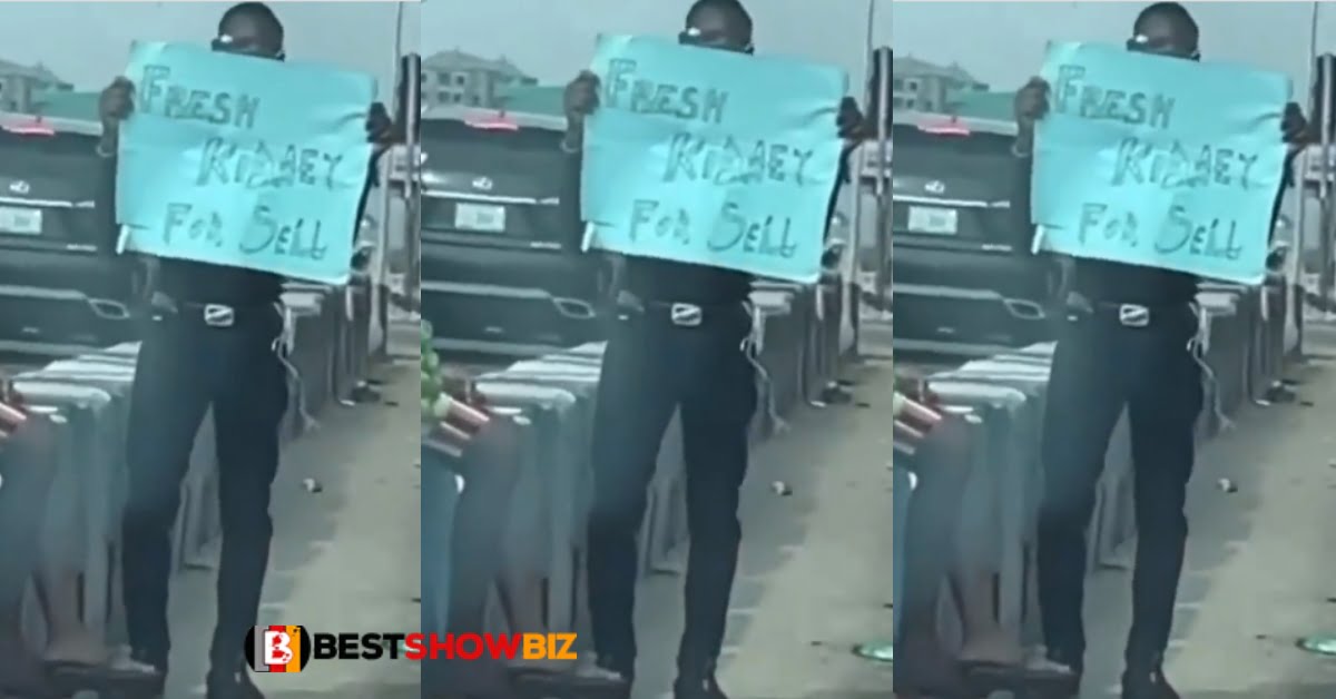 Hungry guy spotted selling his Kidney on the roadside - Video