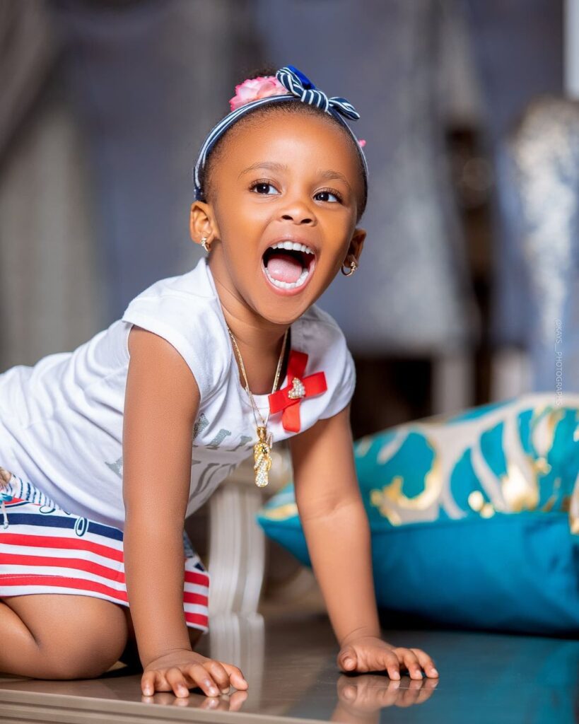 2-year-old Baby Maxin poses like a model in new photos