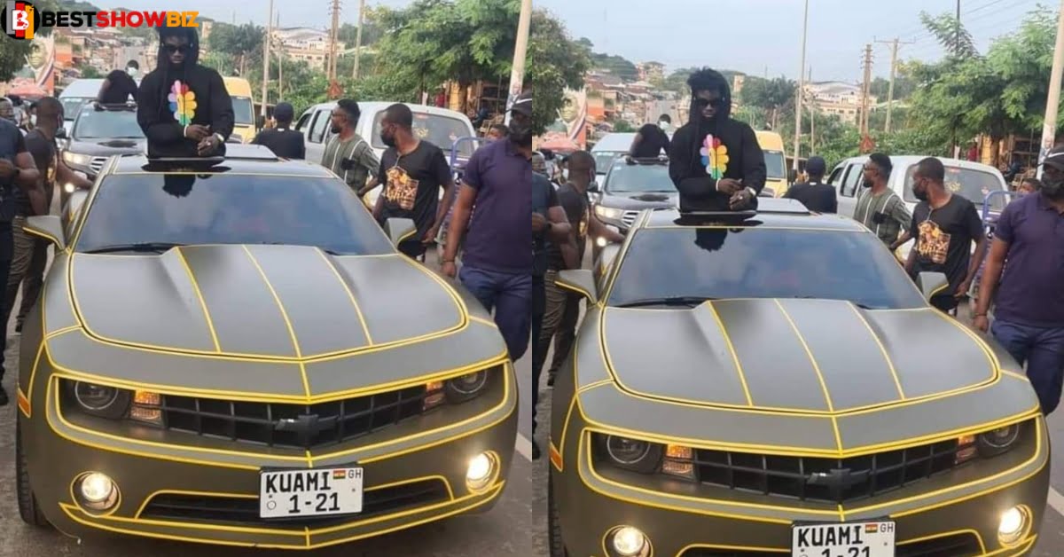 Kuami Eugene Reportedly angry after only 12 people came to welcome him to Akim Oda (photo)