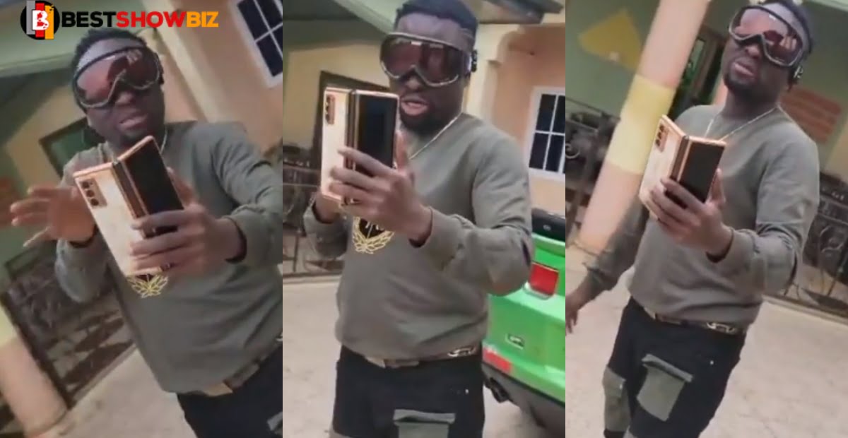 Watch Video as Brother Sammy transforms Yaw Tog's 'Sore' song into gospel rap