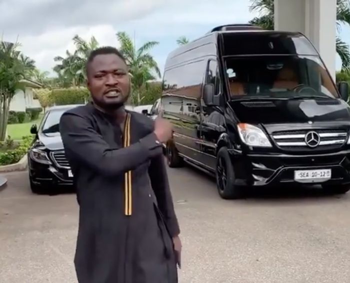 This is Sad: ṳngrateful Funny face їnsults Adebayor after getting two cars and expensive gifts from him. (video)