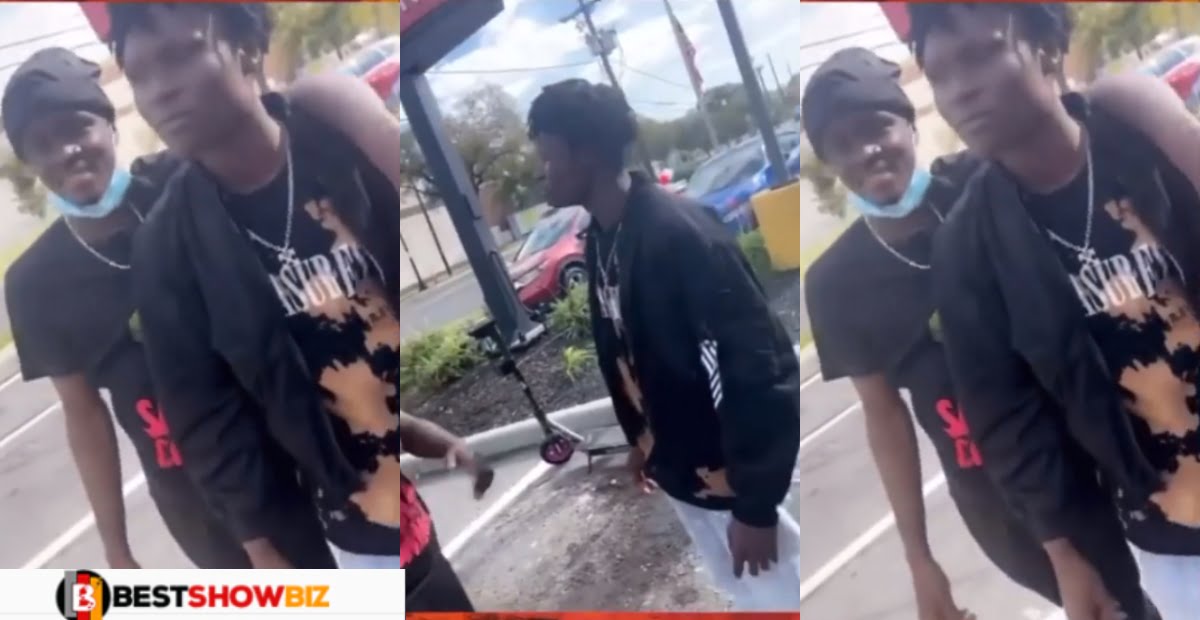 Video: Yaw Tog Finally Make Peace with Jhay Bad Of Asakaa Boys Fame At A Show In The United States