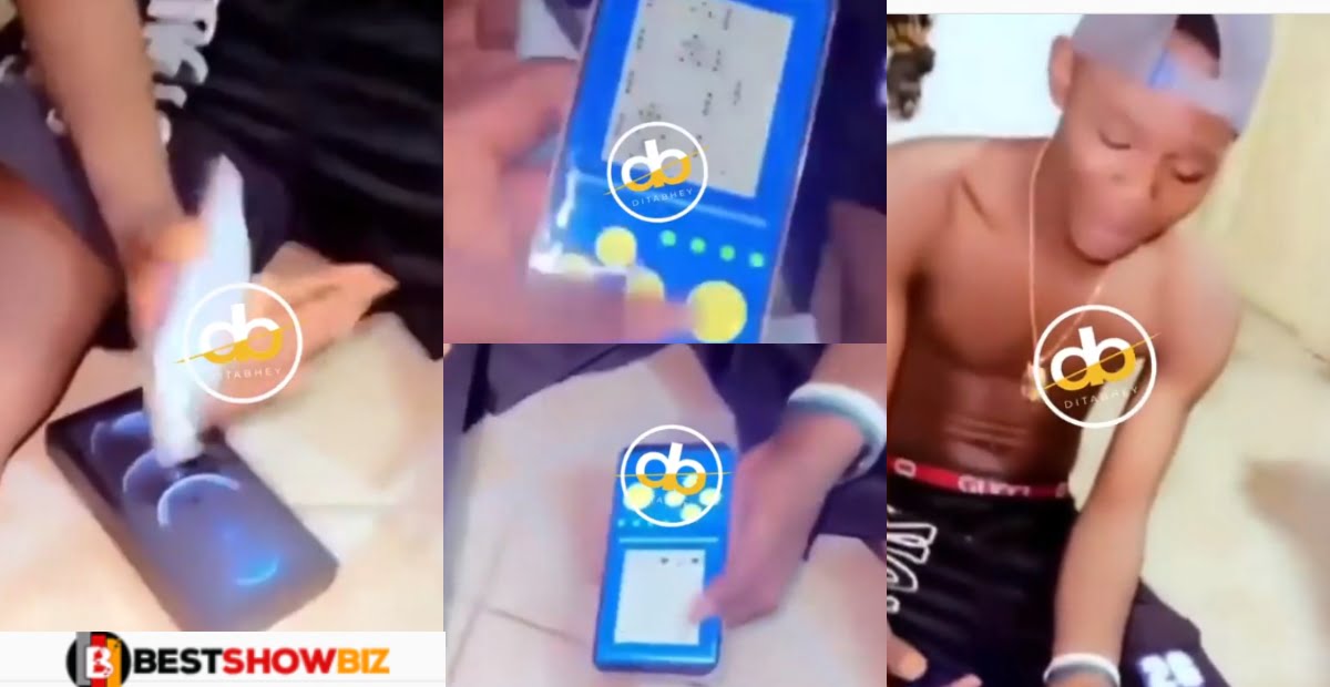 Video: Young guy in tears after buying iPhone 13, but opened the box to find a toy game