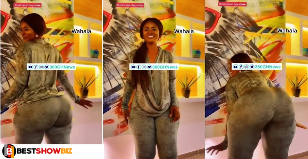 Lady with huge a$$ trill netizens on social media with her wild dance moves (Video)