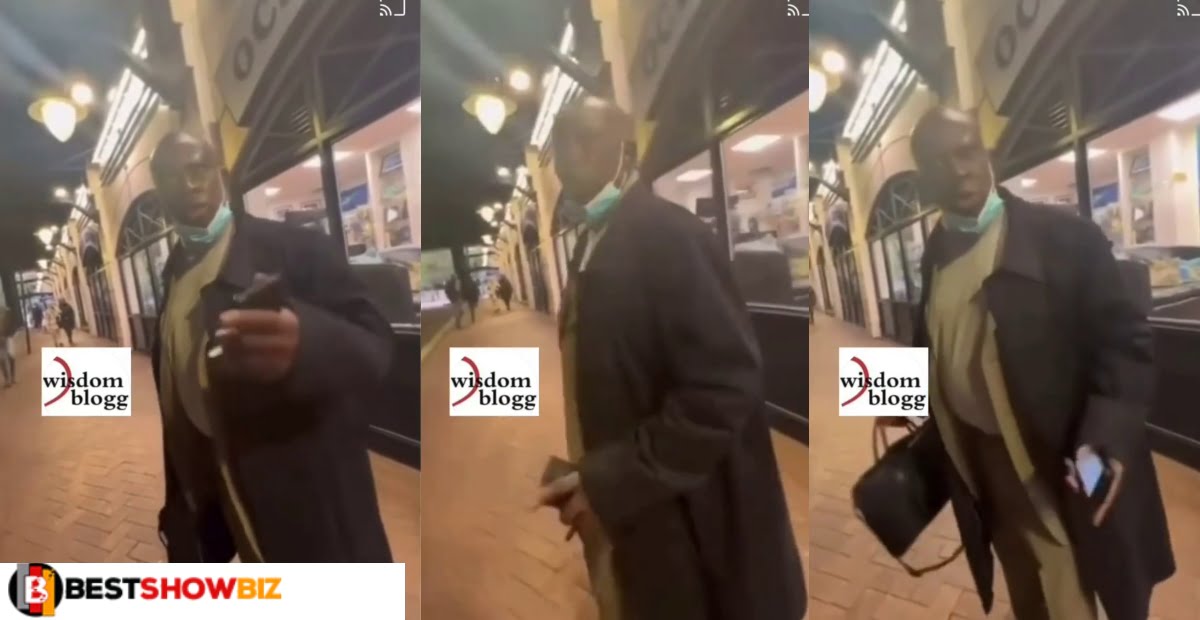 "I will call the police on you"- Ghanaian Man runs from a white man who offered to give him a kiss (video)