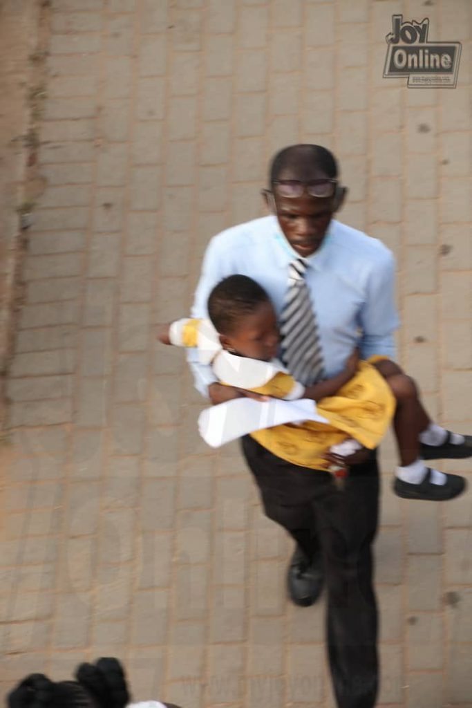 Following yesterday's trotro strike, a photo of a father carrying his daughter to school went viral on social media.