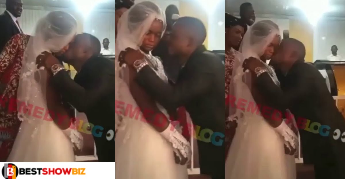 Big Yawa as bride refuses to kiss the groom at their wedding because his mouth smells (video)