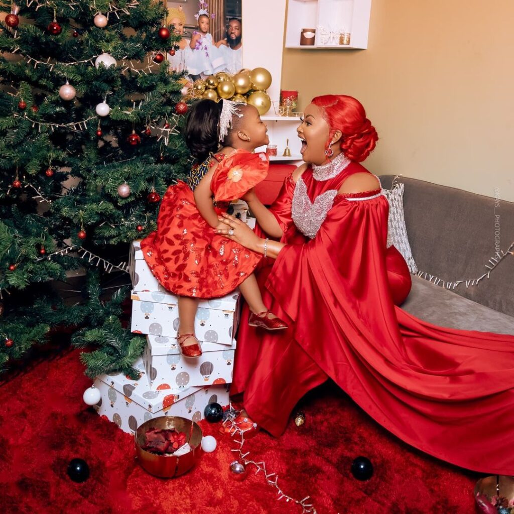 See beautiful pictures of the photos your favourite celebrities posted to celebrate Christmas.