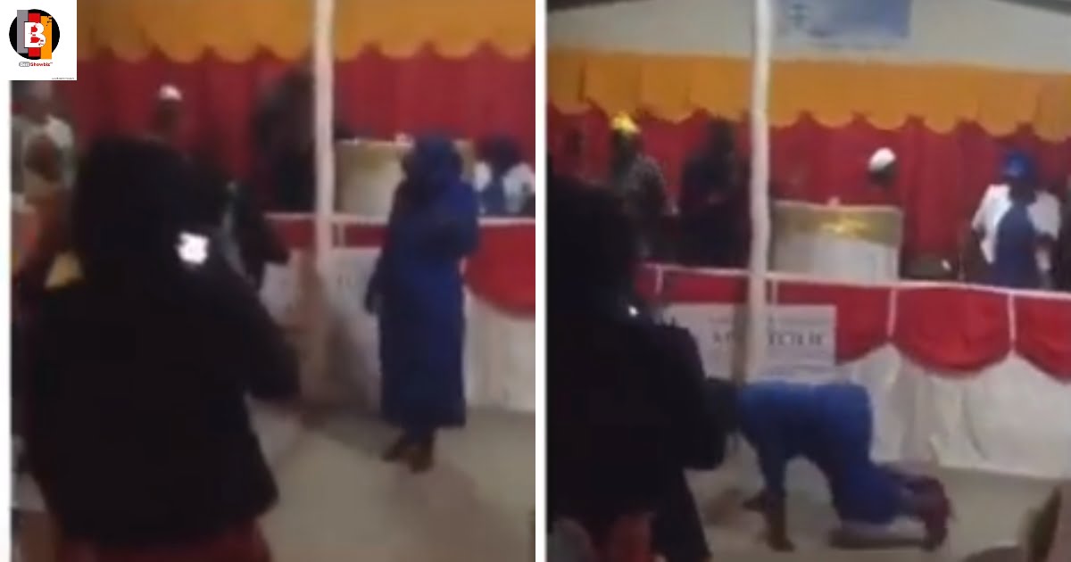 Church members jubilate as Osofo Maame goes down and tw3rks during church service (video)