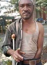 He is a lazy man, Fake Beggar Caught Tricking People For Money (Photos)