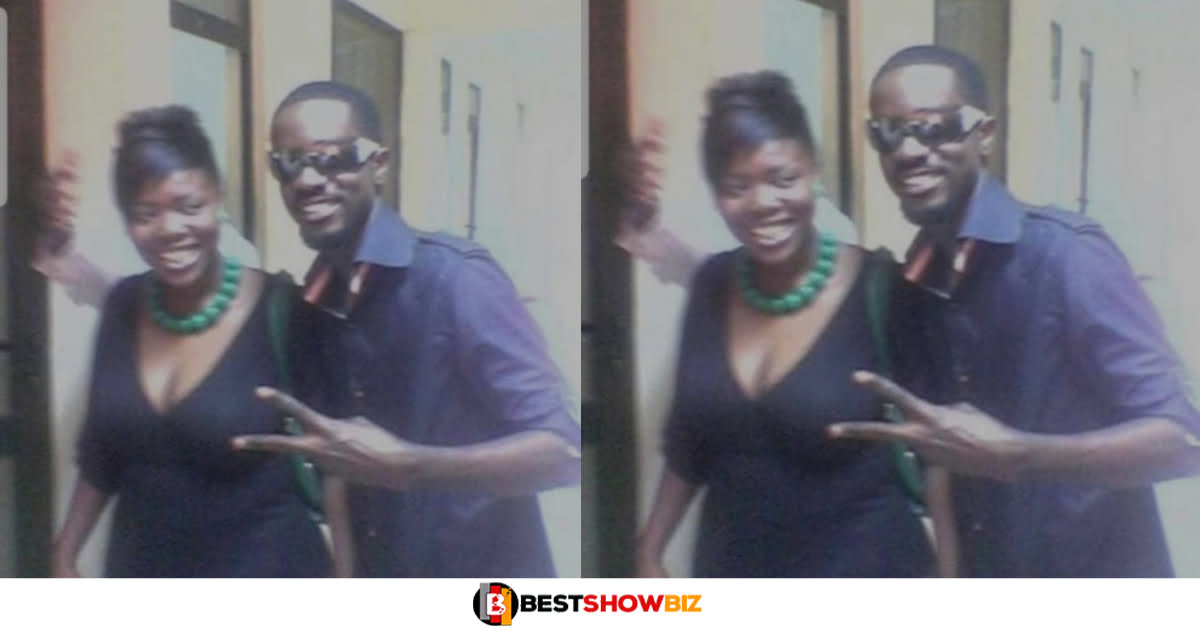 Old photo of Sarkodie, delighted to have met celebrity Delay, causes stir online.