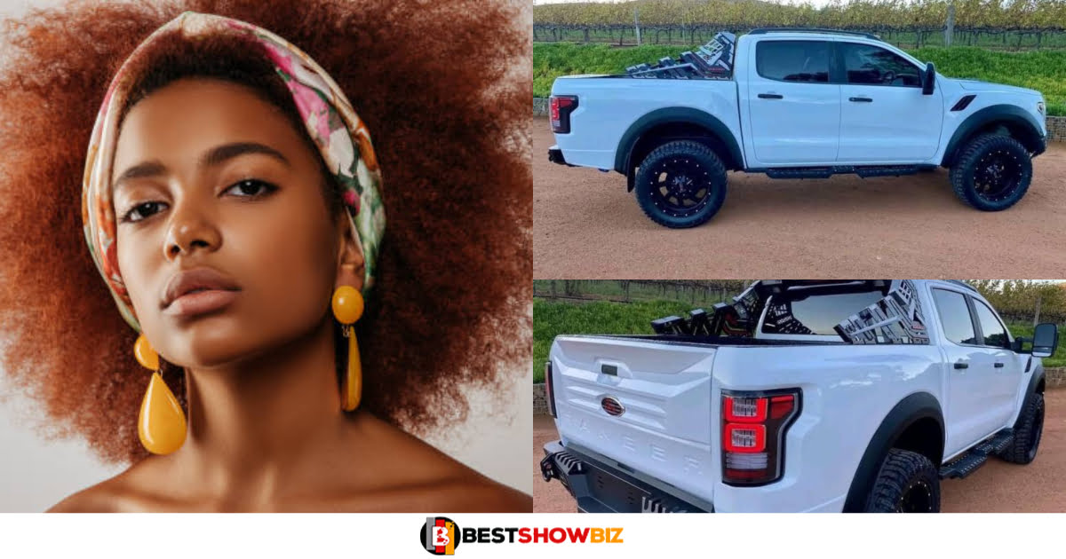 Every Dad deserves a daughter like this: young lady buys her father his dream car (photos)