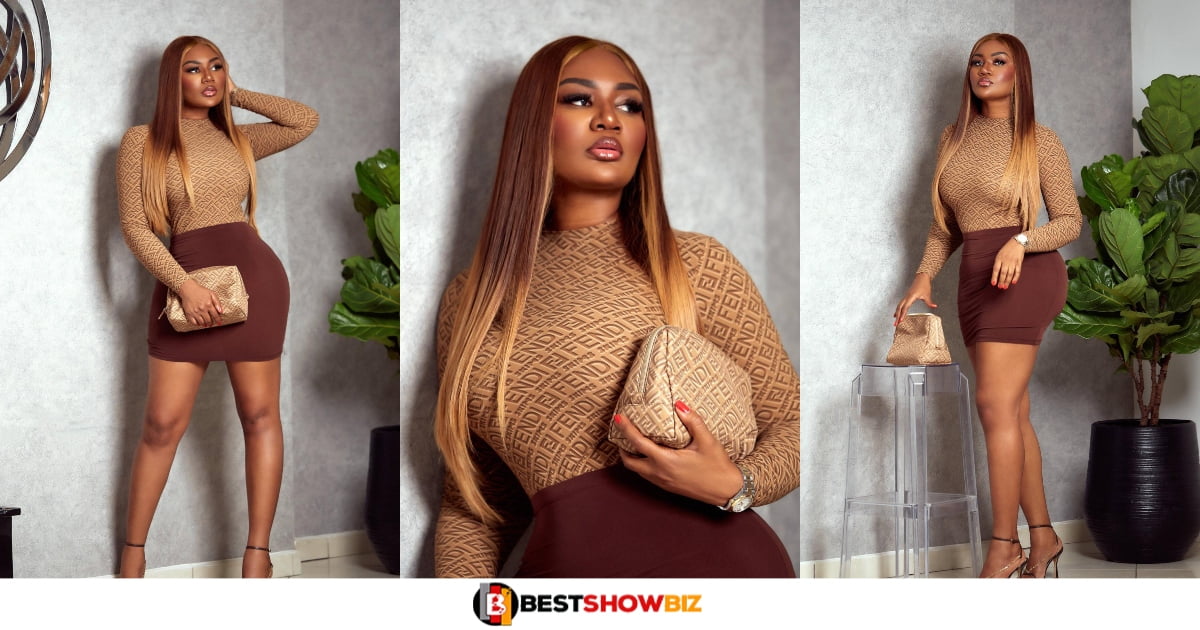 Slay queen lawyer, Sandra Ankobiah post 4 stunning photos of herself as she makes a return on social media following a long absence.
