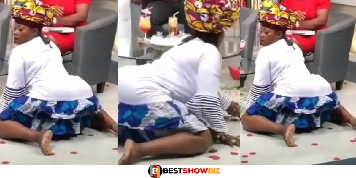 (Video) Akumaa Mama Zimbi Show The Style To Give A Man To Make Him Empty His Account For You