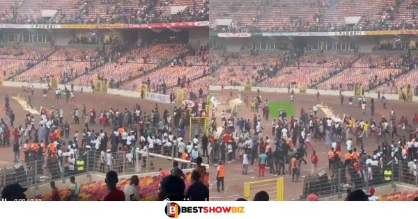 Ghanaian supporters and some players beaten by Nigerian fans after Ghana's world cup qualification