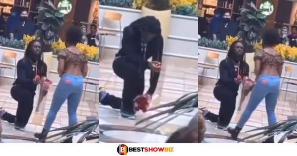 Young man left disgraced and humiliated after his girlfriend rejected his proposal in public (video)