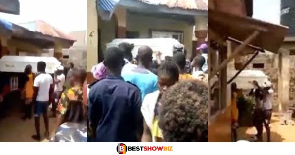 (Video) Corpse refuses to be buried, leads pallbearers to K!ller's house