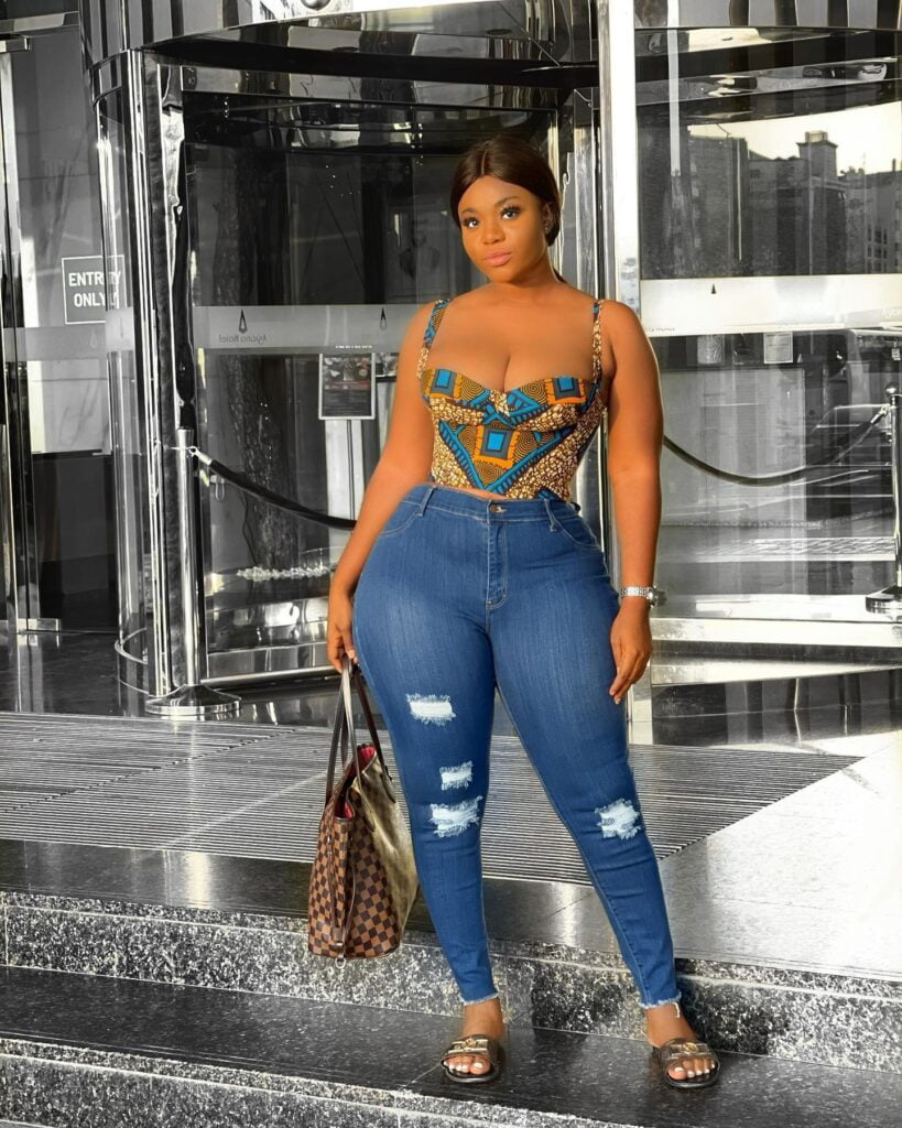 Yaw Dabo's girlfriend Vivian Okyere stuns social media with hot photos. (see pictures)