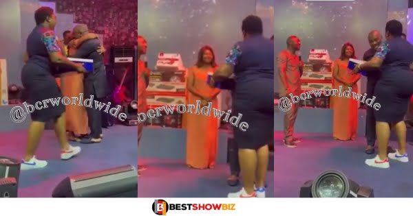 Pastor Screams whiles preaching after his wife pulled up a surprise on him (watch video)