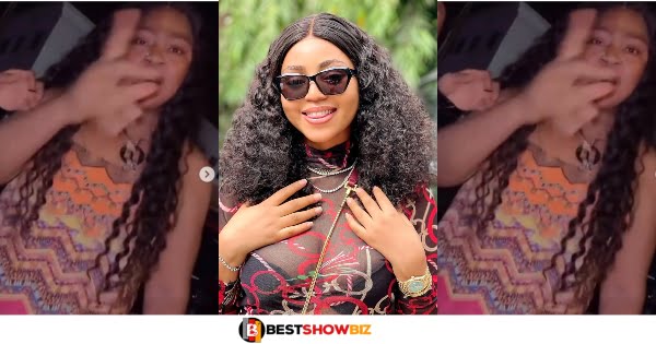 Regina Daniels' mother insults her for stealing her clothes (watch video)