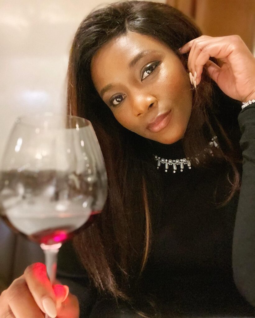 Nollywood Actress Genevieve Nnaji is 43 years old but looks like she is 25 years (photos)