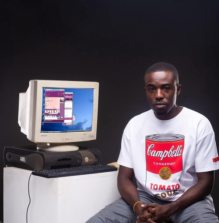 Criss Waddle’s causes confusion on social media with his recent photos