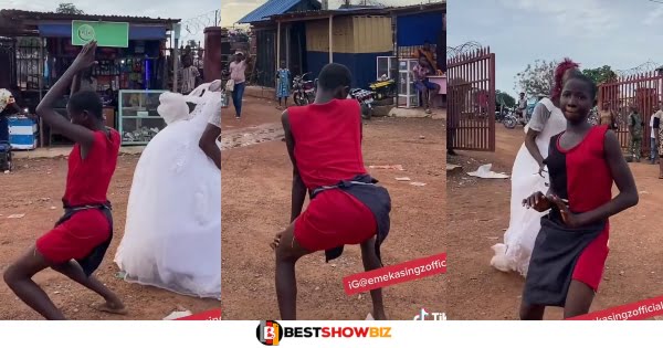 Pure Water Seller Causes Traffic As She Dances in The Middle of The Road (Video)