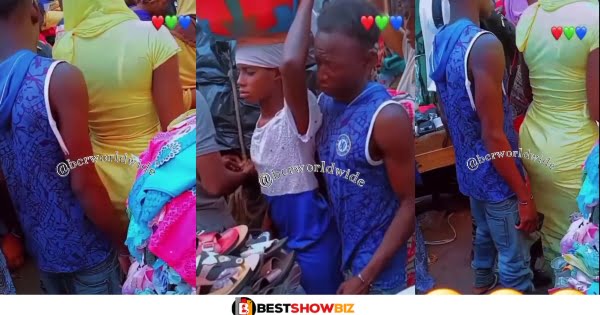 Young Man caught On Camera Enjoying Ladies Nyᾶsh At A Busy Market (Video)