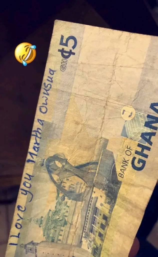 Massive Reactions As Man Write Love Letter On ¢5 Note To His Girlfriend