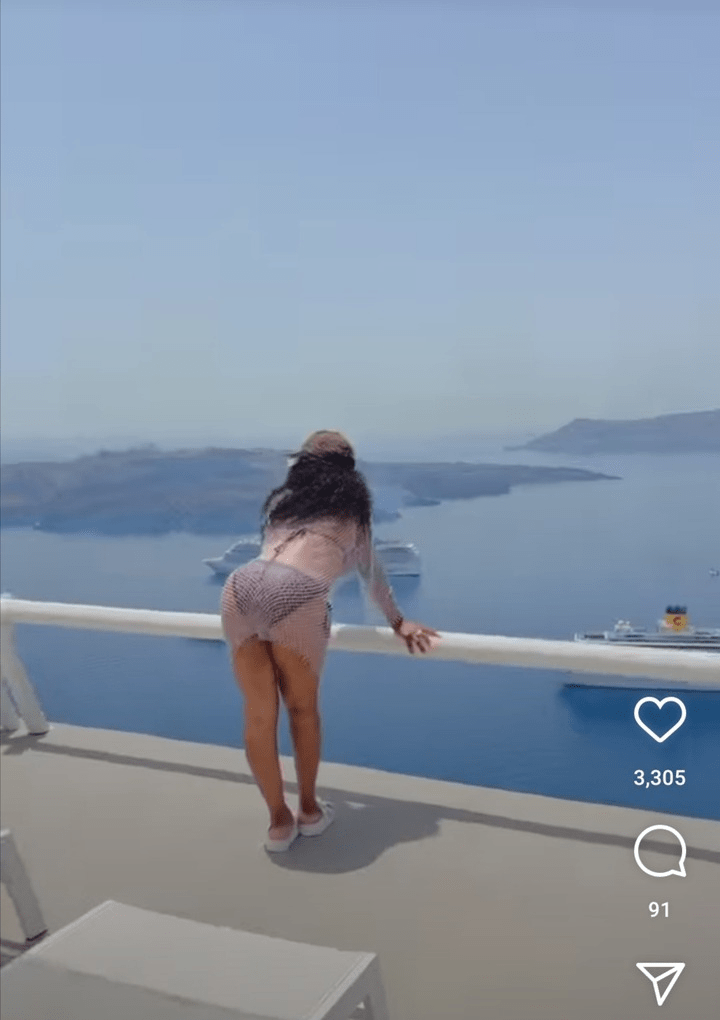 (Video) Afia Schwarzenegger Displays Her Small Soft Nyᾶsh in her bikini as she enjoys on Santorini Island