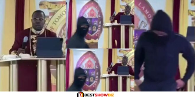 (Video) Bishop robbed at gunpoint while delivering sermon during live stream