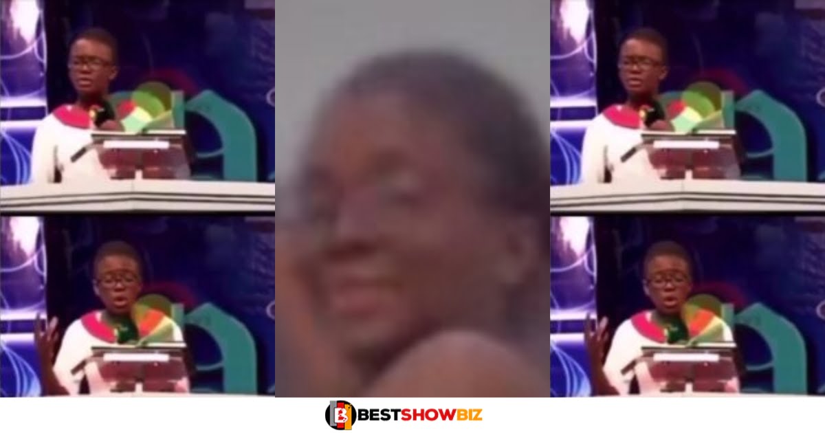 Young Girl Who Preached On 'The Pulpit' Show Seen Twẽrkїng Half-Nᾶkẽt In New Video