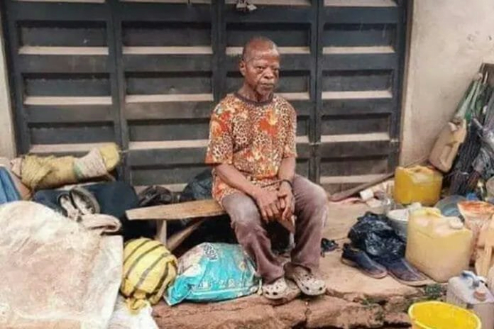 Sad as popular veteran Nigerian actor reportedly becomes homeless and sleeps on the streets (Photos)